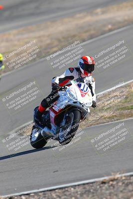 media/Feb-05-2023-Classic Track Day (Sun) [[c35aca4a42]]/Group 3/session 4 turn 4/